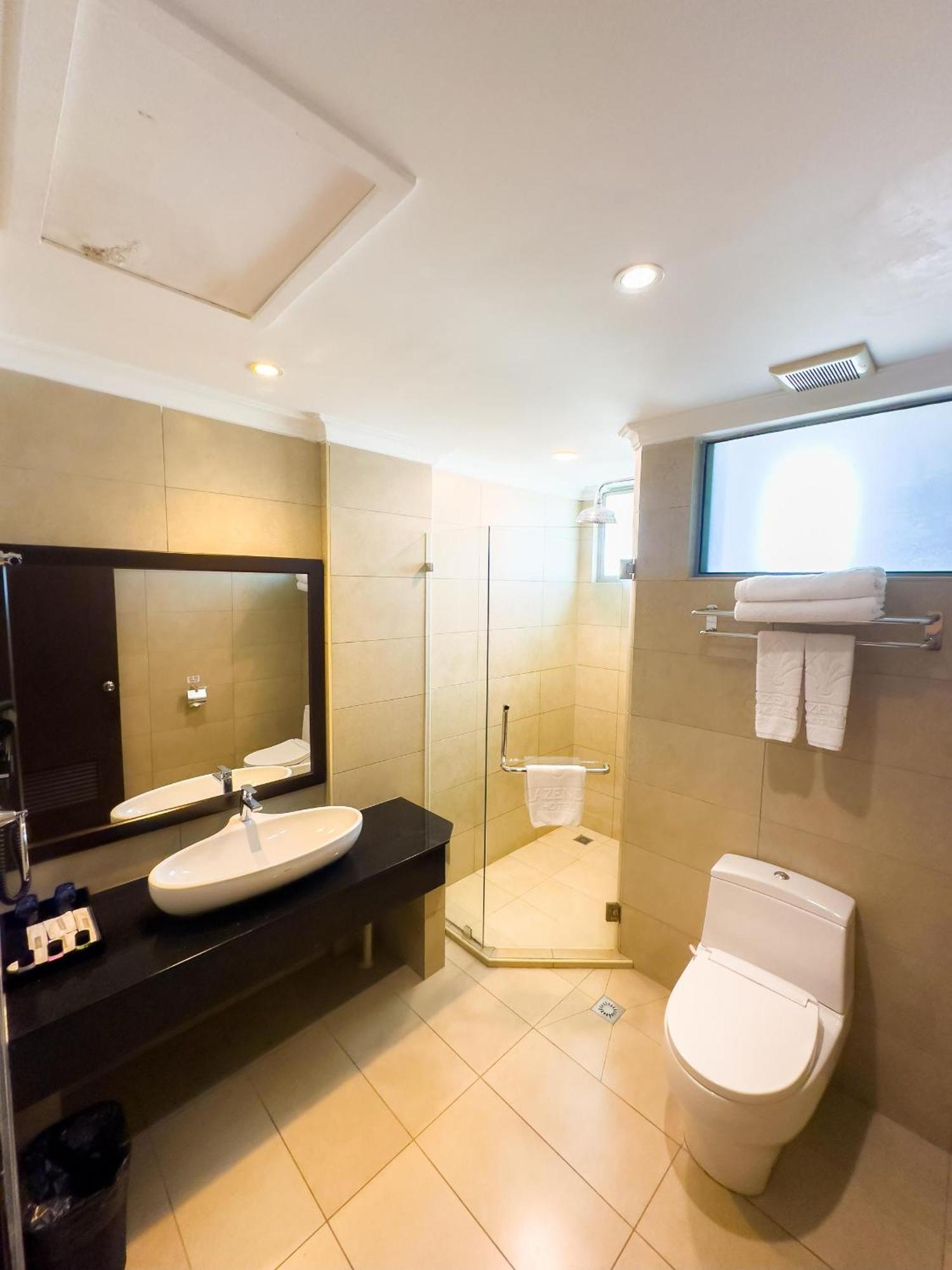 Lazenda Hotel Labuan Exterior photo